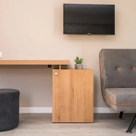 ホテル Nayino ナボダリ