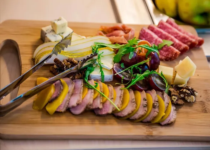 Отель Nayino 4*