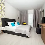 Nayino