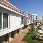 Nayino Hotel 4*