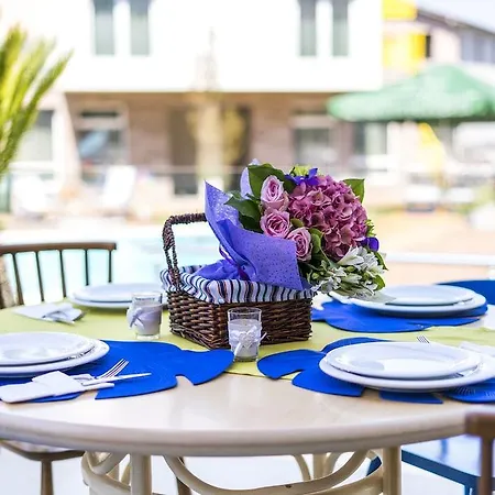 Nayino Hotel Năvodari