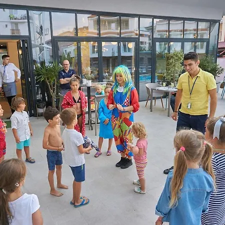 Nayino Hotel Năvodari