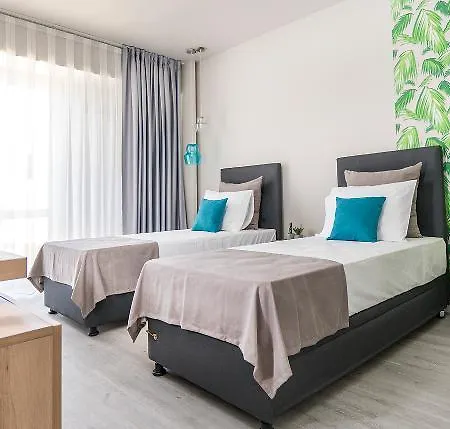 Hotel Nayino 4*