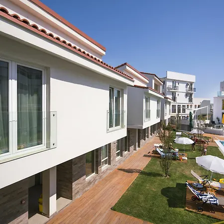 Nayino Hotel 4*